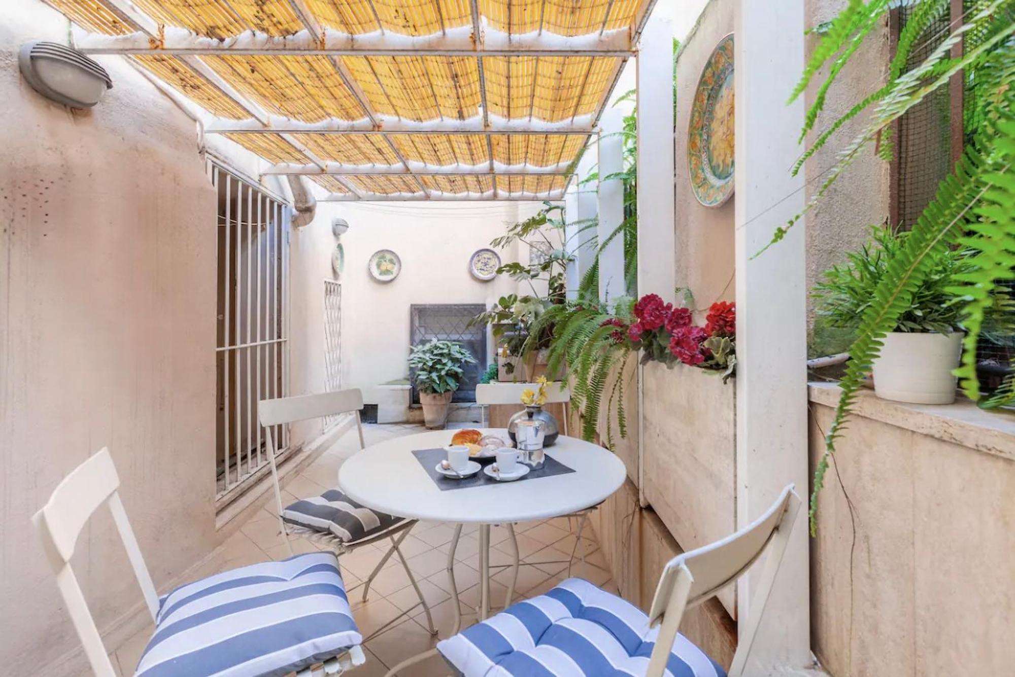 Campo Dei Fiori Modern Apartment With Terrace Rome Exterior photo